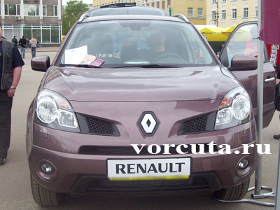   (Renault Koleos):  
